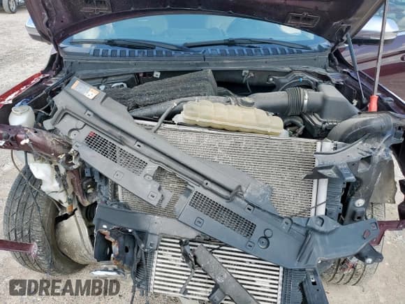 ✅ 2020 Ford Expedition Max Platinum • VIN: 1FMJK1MT2LEA25526 • Лот: 61444315. Опубликован ранее на Copart с пробегом 120 369 миль. Бесплатный доступ к архиву аукционных продаж из США и подробный отчёт об истории автомобиля на DreamBid. Изображение 12.