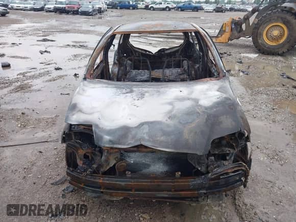 2008 Chevrolet Aveo LS with VIN KL1TD66618B140629, listed as a IAAI auction lot 42707152 with Not provided miles and . Bid and sale history available at DreamBid. Image 6.