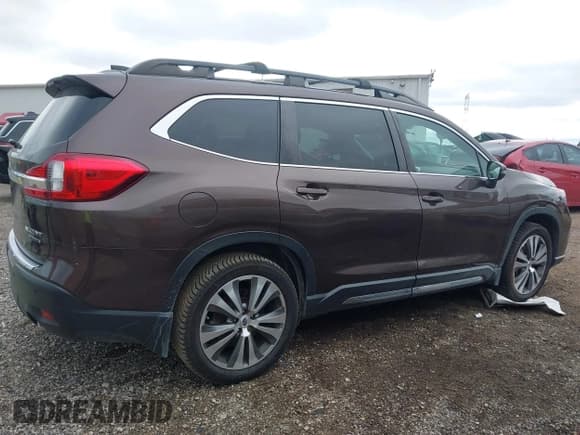 ✅ 2019 Subaru Ascent Limited • VIN: 4S4WMALD3K3427589 • Lot: 43521678. Listed on IAAI with 57,455 mi. Free auction sales archive from the USA and detailed vehicle history report at DreamBid. Image 13.