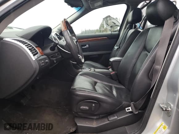 ✅ 2009 Cadillac SRX AWD • VIN: 1GYEE53A090110059 • Lot: 43634185. Wystawiony na Copart z przebiegiem 92 111 mil. Bezpłatny archiwum sprzedaży aukcyjnych z USA i szczegółowy raport historii pojazdu na DreamBid. Zdjęcie 7.