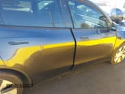 ✅ 2024 Tesla Model Y • VIN: 7SAYGDED7RF095496 • Lot: 43528096. Wystawiony na IAAI z przebiegiem 36 015 mil. Bezpłatny archiwum sprzedaży aukcyjnych z USA i szczegółowy raport historii pojazdu na DreamBid. Zdjęcie 13.