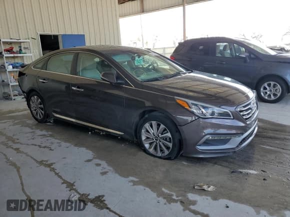✅ 2017 Hyundai Sonata Sport • VIN: 5NPE34AF2HH571706 • Lot: 44155203. Listed on Copart with 101,683 mi. Free auction sales archive from the USA and detailed vehicle history report at DreamBid. Image 4.