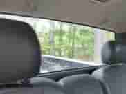 2004 Chevrolet Silverado 1500 LS z VIN 1GCEC14T24Z121685, wystawiony jako IAAI lot #42187789 z przebiegiem 121 667 mil mil oraz . Historia ofert i sprzedaży dostępna na DreamBid. Obrazek 8.