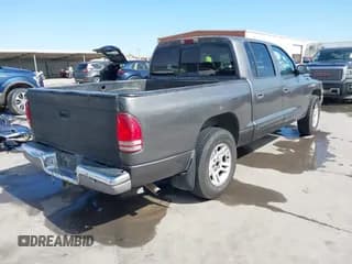 ✅ 2001 Dodge Dakota Sport • VIN: 1B7HL2AX51S333575 • Lot: 41782582. Wystawiony na IAAI z przebiegiem 291 640 mil. Bezpłatny archiwum sprzedaży aukcyjnych z USA i szczegółowy raport historii pojazdu na DreamBid. Zdjęcie 4.