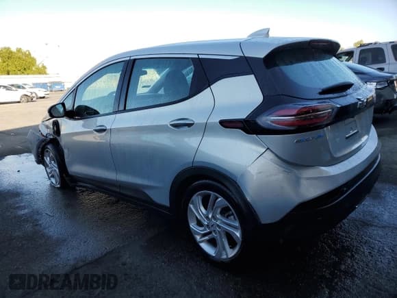 ✅ 2023 Chevrolet Bolt EV 1LT • VIN: 1G1FW6S07P4176628 • Lot: 72278694. Wystawiony na Copart z przebiegiem 16 586 mil. Bezpłatny archiwum sprzedaży aukcyjnych z USA i szczegółowy raport historii pojazdu na DreamBid. Zdjęcie 2.
