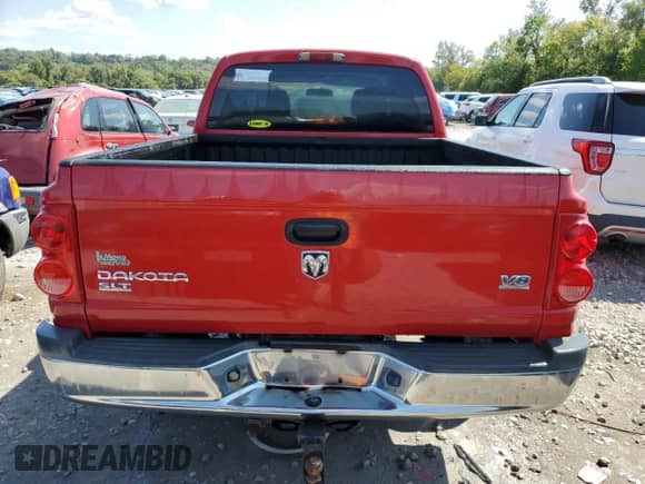 2005 Dodge Dakota SLT with VIN 1D7HW48N75S260969, listed as a Copart auction lot 71647404 with 193,924 mi miles and Salvage title. Bid and sale history available at DreamBid. Image 6.