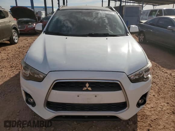 ✅ 2013 Mitsubishi Outlander SE • VIN: 4A4AP4AU1DE016265 • Lot: 92877225. Wystawiony na Copart z przebiegiem 176 604 mil. Bezpłatny archiwum sprzedaży aukcyjnych z USA i szczegółowy raport historii pojazdu na DreamBid. Zdjęcie 5.