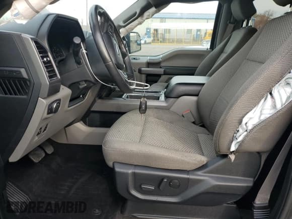 ✅ 2020 Ford F-150 XLT • VIN: 1FTEW1E54LFA76370 • Лот: 91811205. Опубликован ранее на Copart с пробегом 94 692 миль. Бесплатный доступ к архиву аукционных продаж из США и подробный отчёт об истории автомобиля на DreamBid. Изображение 7.