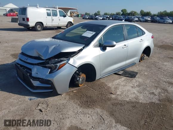 ✅ 2023 Toyota Corolla Hybrid LE • VIN: JTDBCMFE2P3019054 • Lot: 43315068. Wystawiony na IAAI z przebiegiem 60 987 mil. Bezpłatny archiwum sprzedaży aukcyjnych z USA i szczegółowy raport historii pojazdu na DreamBid. Zdjęcie 17.