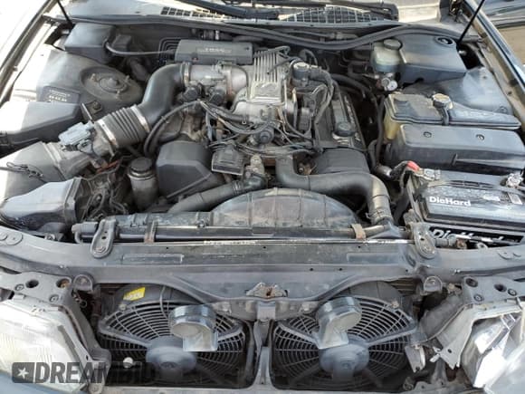 ✅ 1993 Lexus LS • VIN: JT8UF11E6P0175765 • Лот: 47303144. Опубликован ранее на Copart с пробегом Не указан. Бесплатный доступ к архиву аукционных продаж из США и подробный отчёт об истории автомобиля на DreamBid. Изображение 11.