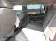 2019 Chevrolet Tahoe LT z VIN 1GNSKBKC5KR153517, wystawiony jako IAAI lot #42390642 z przebiegiem 52 034 mil mil oraz . Historia ofert i sprzedaży dostępna na DreamBid. Obrazek 8.