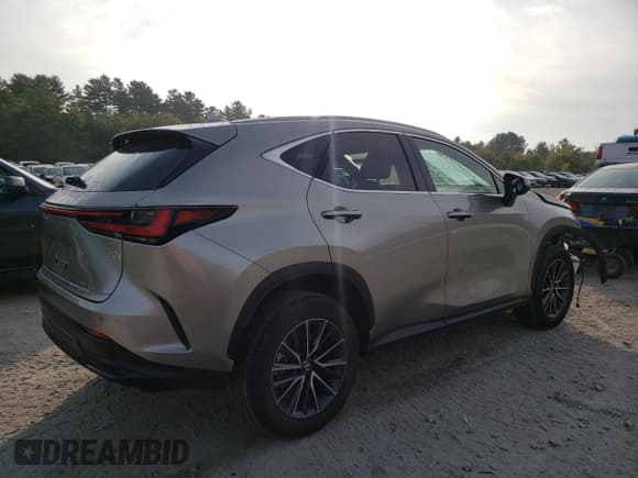 ✅ 2022 Lexus NX 250 Premium • VIN: 2T2GDCEZ6NC001934 • Лот: 72060784. Опубликован ранее на Copart с пробегом 11 980 миль. Бесплатный доступ к архиву аукционных продаж из США и подробный отчёт об истории автомобиля на DreamBid. Изображение 3.