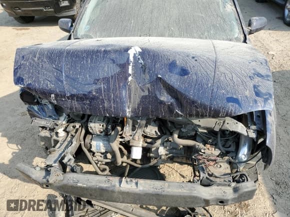 ✅ 2002 Volkswagen Golf GLS • VIN: 9BWGB61J824071998 • Лот: 70791444. Опубликован ранее на Copart с пробегом Не указан. Бесплатный доступ к архиву аукционных продаж из США и подробный отчёт об истории автомобиля на DreamBid. Изображение 11.