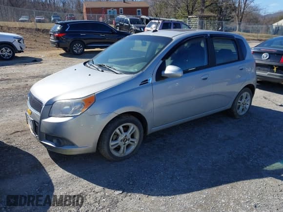 ✅ 2009 Chevrolet Aveo 1LT • VIN: KL1TD66E39B670755 • Lot: 41617362. Wystawiony na IAAI z przebiegiem 179 075 mil. Bezpłatny archiwum sprzedaży aukcyjnych z USA i szczegółowy raport historii pojazdu na DreamBid. Zdjęcie 2.