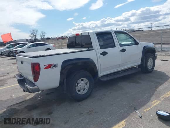 2006 Chevrolet Colorado 2LT with VIN 1GCDT136268173852, listed as a IAAI auction lot 41861401 with 119,679 mi miles and . Bid and sale history available at DreamBid. Image 4.