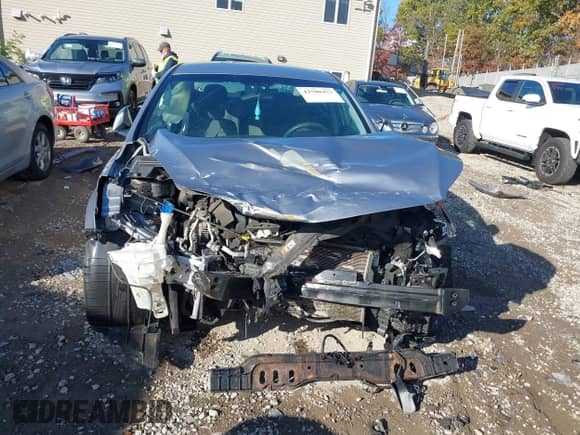 2015 Hyundai Elantra Limited с VIN 5NPDH4AE7FH637989, выставлен на аукционе IAAI как лот 43500452 с пробегом 116 946 миль миль и . История ставок и продаж доступна на DreamBid. Изображение 12.