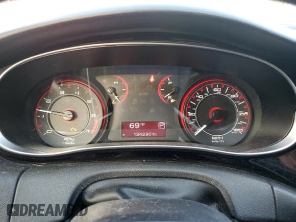 ✅ 2013 Dodge Dart SXT • VIN: 1C3CDFBA1DD232717 • Лот: 84593475. Опубликован ранее на Copart с пробегом 134 290 миль. Бесплатный доступ к архиву аукционных продаж из США и подробный отчёт об истории автомобиля на DreamBid. Изображение 9.