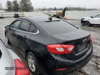 ✅ 2017 Chevrolet Cruze LT • VIN: 1G1BE5SM9H7250386 • Лот: 73680462. Размещён на Copart с пробегом 63 110 миль миль. Получите бесплатный доступ к архиву аукционных продаж из США и посмотрите подробный отчёт об истории автомобиля на DreamBid. Изображение 2.