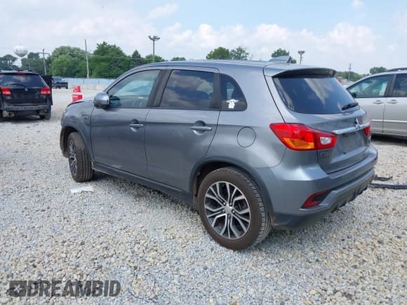✅ 2018 Mitsubishi Outlander ES • VIN: JA4AR3AU8JU004248 • Lot: 42903297. Listed on IAAI with 58,682 mi. Free auction sales archive from the USA and detailed vehicle history report at DreamBid. Image 3.