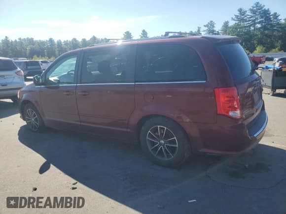 ✅ 2017 Dodge Grand Caravan SXT • VIN: 2C4RDGCG7HR689873 • Lot: 69634105. Listed on Copart with 140,767 mi. Free auction sales archive from the USA and detailed vehicle history report at DreamBid. Image 2.