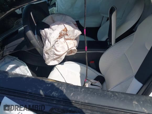 ✅ 2023 Tesla Model X Plaid • VIN: 7SAXCBE60PF428146 • Lot: 43214084. Wystawiony na IAAI z przebiegiem Nie podano. Bezpłatny archiwum sprzedaży aukcyjnych z USA i szczegółowy raport historii pojazdu na DreamBid. Zdjęcie 11.