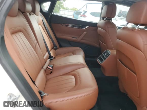 ✅ 2015 Maserati Quattroporte S Q4 • VIN: ZAM56RRA9F1134251 • Lot: 71596945. Listed on Copart with 82,090 mi. Free auction sales archive from the USA and detailed vehicle history report at DreamBid. Image 10.
