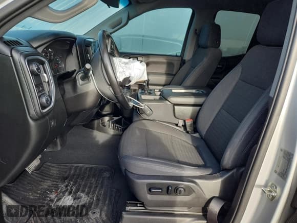 ✅ 2019 Chevrolet Silverado 1500 LT • VIN: 1GCRWCED6KZ208353 • Lot: 93791195. Wystawiony na Copart z przebiegiem 87 783 mil. Bezpłatny archiwum sprzedaży aukcyjnych z USA i szczegółowy raport historii pojazdu na DreamBid. Zdjęcie 7.