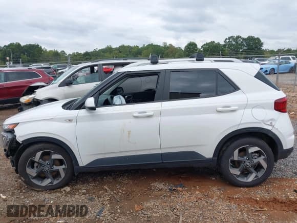 ✅ 2023 Hyundai Venue Limited • VIN: KMHRC8A33PU252068 • Лот: 43338569. Опубликован ранее на IAAI с пробегом 58 406 миль. Бесплатный доступ к архиву аукционных продаж из США и подробный отчёт об истории автомобиля на DreamBid. Изображение 15.