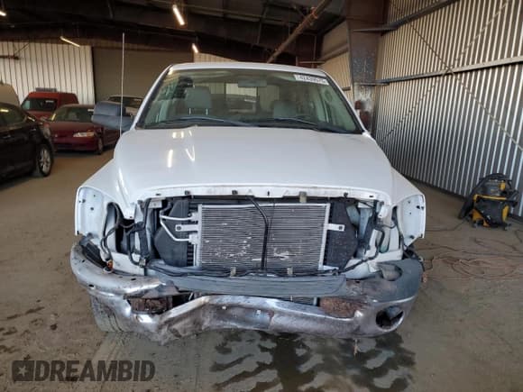 ✅ 2008 Dodge 2500 ST • VIN: 3D7KR28A48G166008 • Лот: 42439575. Опубликован ранее на Copart с пробегом 156 638 миль. Бесплатный доступ к архиву аукционных продаж из США и подробный отчёт об истории автомобиля на DreamBid. Изображение 5.