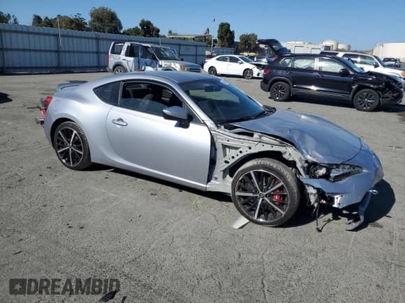 ✅ 2020 Toyota 86 • VIN: JF1ZNAA15L9752787 • Lot: 69656495. Listed on Copart with 44,770 mi. Free auction sales archive from the USA and detailed vehicle history report at DreamBid. Image 4.