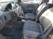 ✅ 2008 Chevrolet Aveo LS • VIN: KL1TD66608B164419 • Lot: 51552215. Wystawiony na Copart z przebiegiem 158 791 mil. Bezpłatny archiwum sprzedaży aukcyjnych z USA i szczegółowy raport historii pojazdu na DreamBid. Zdjęcie 7.