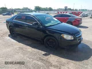 ✅ 2012 Chevrolet Malibu 1FL • VIN: 1G1ZA5EU0CF390394 • Lot: 43034226. Wystawiony na IAAI z przebiegiem 300 000 mil mil. Skorzystaj z bezpłatnego archiwum sprzedaży aukcyjnych z USA i zobacz szczegółowy raport historii pojazdu na DreamBid. Zdjęcie 1.