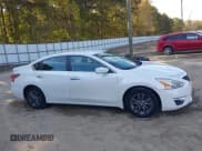 ✅ 2015 Nissan Altima S • VIN: 1N4AL3AP1FC586343 • Лот: 43482706. Опубликован ранее на IAAI с пробегом 207 520 миль. Бесплатный доступ к архиву аукционных продаж из США и подробный отчёт об истории автомобиля на DreamBid. Изображение 13.