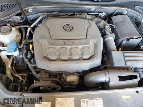 ✅ 2018 Volkswagen Passat SE • VIN: 1VWBA7A39JC012913 • Lot: 86610345. Listed on Copart with 70,645 mi. Free auction sales archive from the USA and detailed vehicle history report at DreamBid. Image 11.