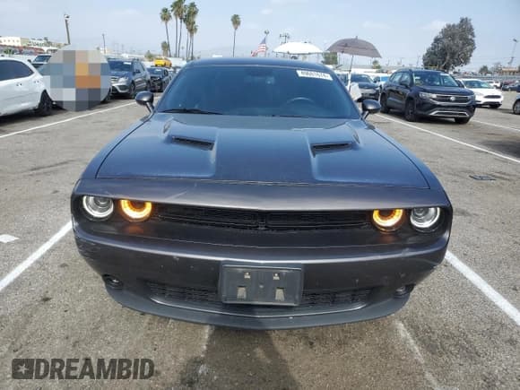 ✅ 2021 Dodge Challenger SXT • VIN: 2C3CDZAG6MH599882 • Lot: 49601674. Wystawiony na Copart z przebiegiem 61 214 mil. Bezpłatny archiwum sprzedaży aukcyjnych z USA i szczegółowy raport historii pojazdu na DreamBid. Zdjęcie 5.