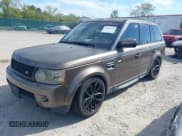 ✅ 2010 Land Rover Range Rover Sport SC • VIN: SALSH2E49AA230665 • Lot: 43359212. Wystawiony na IAAI z przebiegiem 177 496 mil. Bezpłatny archiwum sprzedaży aukcyjnych z USA i szczegółowy raport historii pojazdu na DreamBid. Zdjęcie 2.