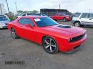 ✅ 2015 Dodge Challenger R/T • VIN: 2C3CDZAT9FH914013 • Lot: 43288641. Wystawiony na IAAI z przebiegiem 61 922 mil. Bezpłatny archiwum sprzedaży aukcyjnych z USA i szczegółowy raport historii pojazdu na DreamBid. Zdjęcie 1.