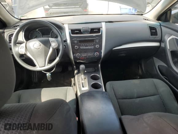 ✅ 2015 Nissan Altima 2.5 • VIN: 1N4AL3AP6FN391553 • Lot: 81326165. Listed on Copart with 126,232 mi. Free auction sales archive from the USA and detailed vehicle history report at DreamBid. Image 8.