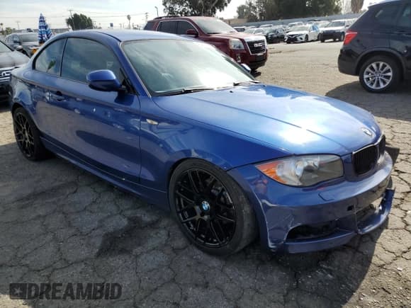 ✅ 2010 BMW 1 Series 128i • VIN: WBAUP7C55AVF07560 • Lot: 43473985. Listed on Copart with 163,455 mi. Free auction sales archive from the USA and detailed vehicle history report at DreamBid. Image 4.