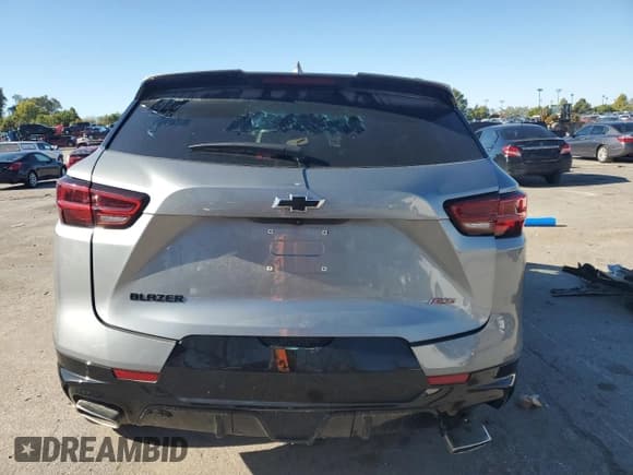 ✅ 2025 Chevrolet Blazer RS • VIN: 3GNKBERS1SS203177 • Lot: 87274505. Listed on Copart with 9,333 mi. Free auction sales archive from the USA and detailed vehicle history report at DreamBid. Image 6.