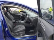 ✅ 2015 Ford Fusion Titanium Hybrid • VIN: 3FA6P0RUXFR126960 • Lot: 42420787. Wystawiony na IAAI z przebiegiem 161 114 mil. Bezpłatny archiwum sprzedaży aukcyjnych z USA i szczegółowy raport historii pojazdu na DreamBid. Zdjęcie 5.