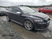 ✅ 2010 Volvo C30 • VIN: YV1672MK3A2181978 • Lot: 72764284. Wystawiony na Copart z przebiegiem 182 706 mil. Bezpłatny archiwum sprzedaży aukcyjnych z USA i szczegółowy raport historii pojazdu na DreamBid. Zdjęcie 4.
