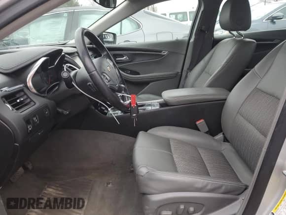 ✅ 2017 Chevrolet Impala LT • VIN: 2G1105SA9H9139030 • Lot: 36962433. Wystawiony na Copart z przebiegiem 88 796 mil mil. Skorzystaj z bezpłatnego archiwum sprzedaży aukcyjnych z USA i zobacz szczegółowy raport historii pojazdu na DreamBid. Zdjęcie 7.