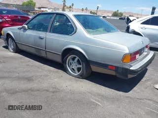 ✅ 1987 BMW 6 Series 635CSi • VIN: WBAEC8408H3265892 • Lot: 42636094. Wystawiony na IAAI z przebiegiem 152 446 mil. Bezpłatny archiwum sprzedaży aukcyjnych z USA i szczegółowy raport historii pojazdu na DreamBid. Zdjęcie 3.