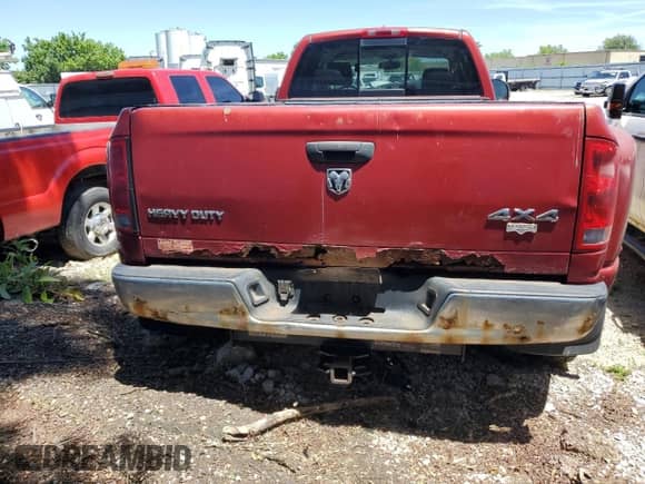 2006 Dodge 3500 SLT z VIN 3D7MX48CX6G279261, wystawiony jako Copart lot #58109754 z przebiegiem 243 342 mil mil oraz Nie do naprawy • Non repairable. Historia ofert i sprzedaży dostępna na DreamBid. Obrazek 6.