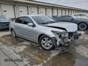 ✅ 2009 Honda Accord LX-P • VIN: 1HGCP26409A001916 • Lot: 96077435. Listed on Copart with 176,272 mi. Free auction sales archive from the USA and detailed vehicle history report at DreamBid. Image 4.