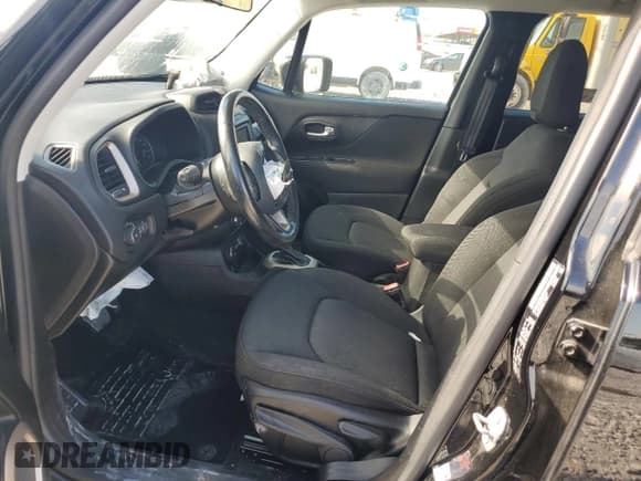 ✅ 2017 Jeep Renegade Latitude • VIN: ZACCJBBB8HPF56437 • Lot: 85507285. Wystawiony na Copart z przebiegiem 83 278 mil. Bezpłatny archiwum sprzedaży aukcyjnych z USA i szczegółowy raport historii pojazdu na DreamBid. Zdjęcie 7.