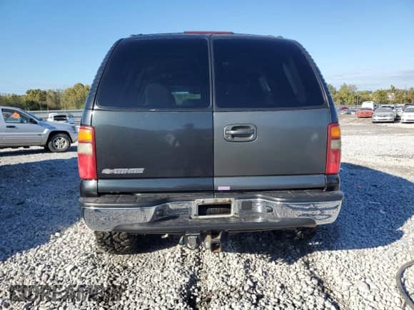 2003 Chevrolet Tahoe LT с VIN 1GNEC13Z73R251327, выставлен на аукционе Copart как лот 85694465 с пробегом 132 064 миль миль и Списание • Salvage title. История ставок и продаж доступна на DreamBid. Изображение 6.