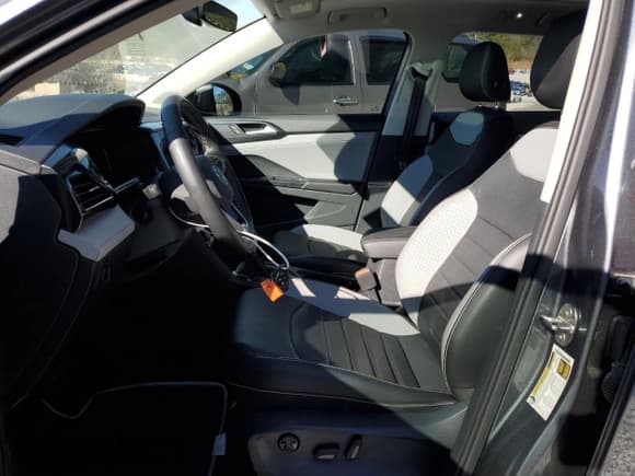 ✅ 2023 Volkswagen Taos SEL • VIN: 3VV2X7B24PM313329 • Lot: 88077795. Listed on Copart with 7,846 mi. Free auction sales archive from the USA and detailed vehicle history report at DreamBid. Image 7.