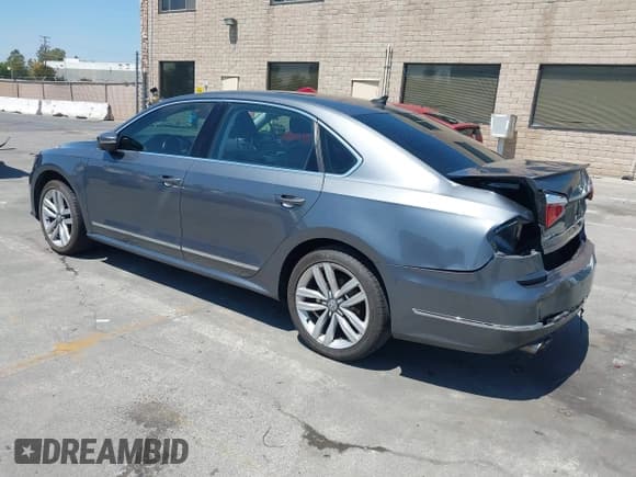 ✅ 2016 Volkswagen Passat SEL Premium • VIN: 1VWCM7A38GC053246 • Lot: 42731188. Listed on IAAI with 97,261 mi. Free auction sales archive from the USA and detailed vehicle history report at DreamBid. Image 3.